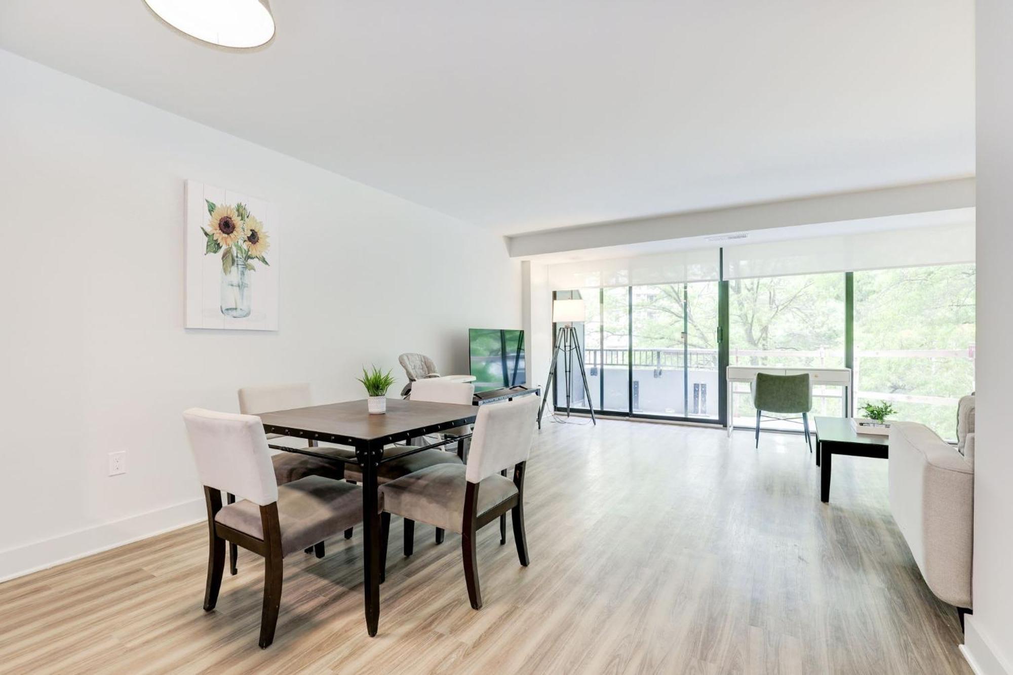 2Br Executive Apartment With Spacious Layout Arlington Zewnętrze zdjęcie
