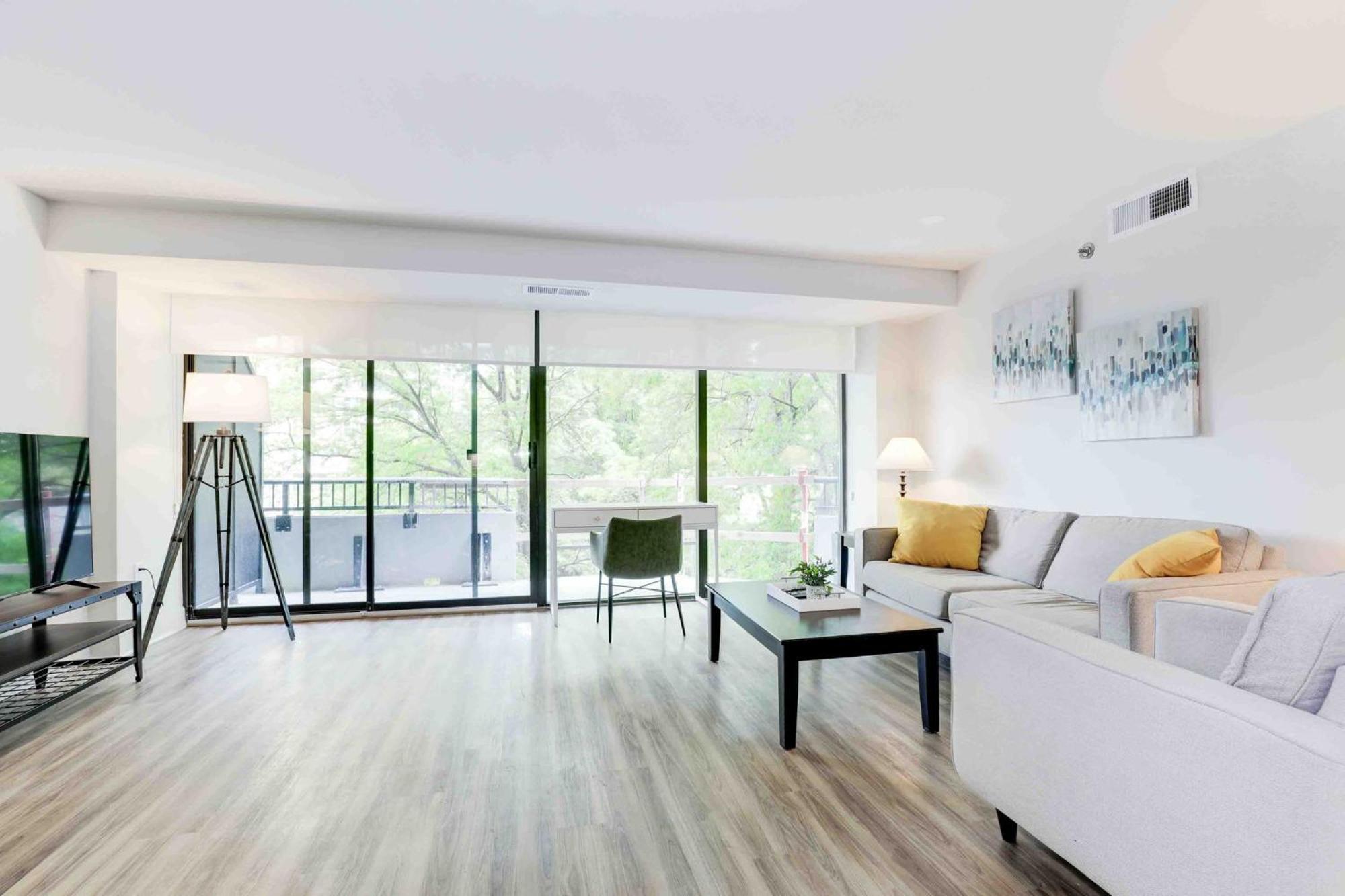 2Br Executive Apartment With Spacious Layout Arlington Zewnętrze zdjęcie