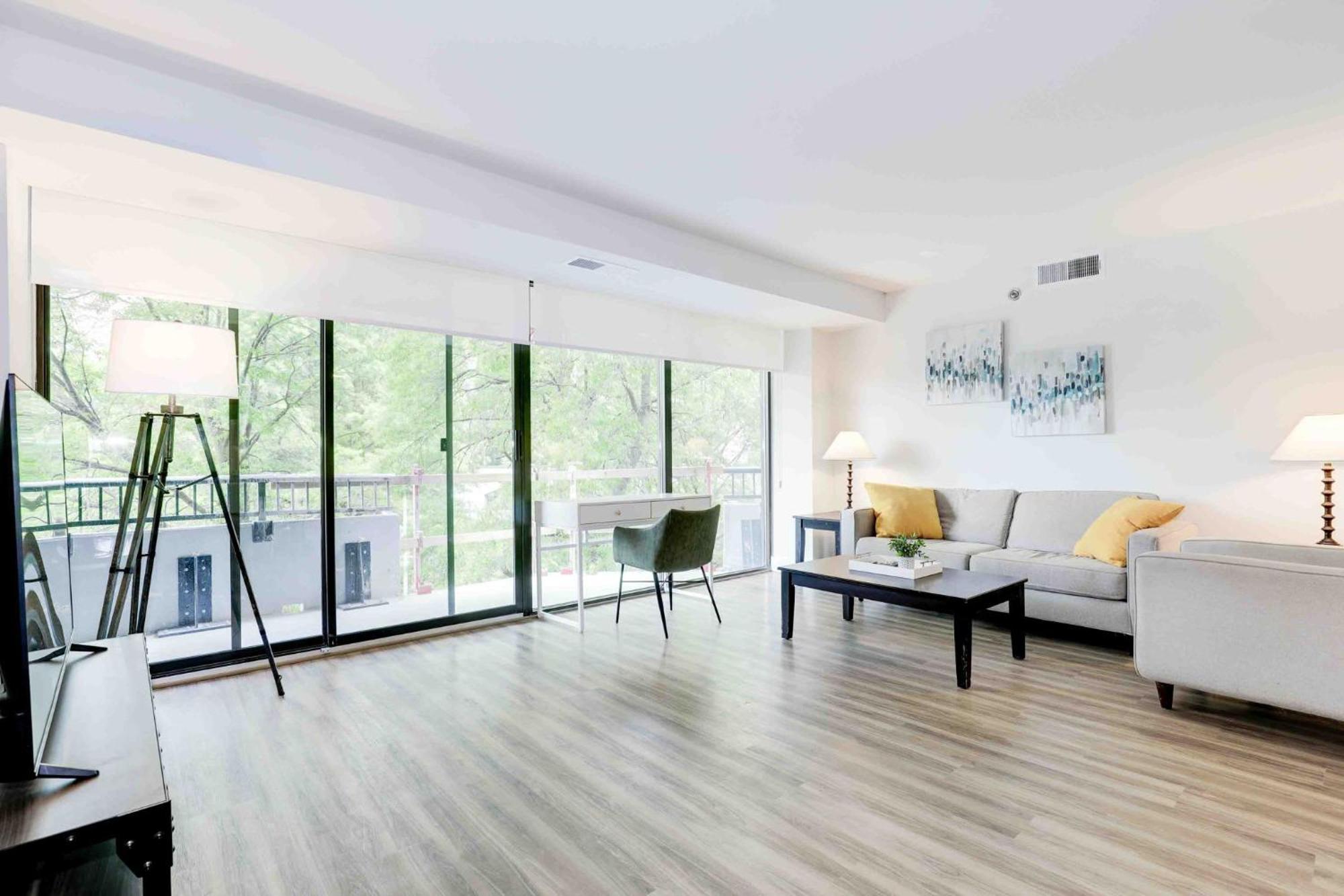 2Br Executive Apartment With Spacious Layout Arlington Zewnętrze zdjęcie