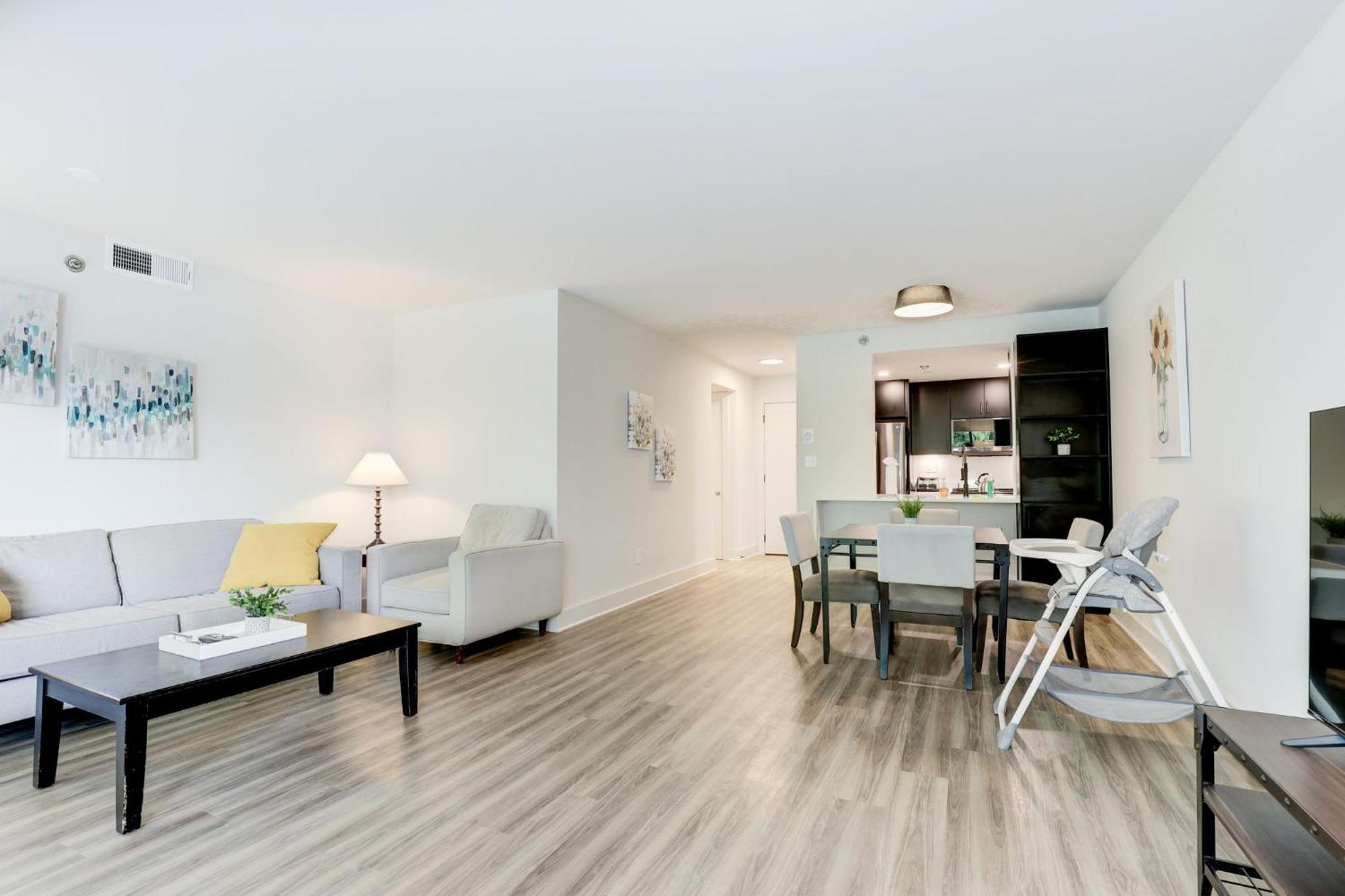 2Br Executive Apartment With Spacious Layout Arlington Zewnętrze zdjęcie